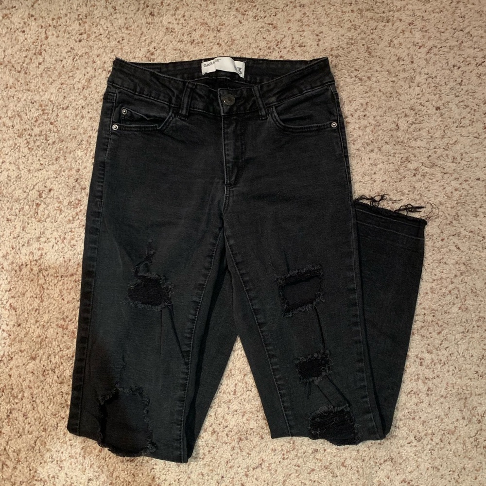 Garage Ripped Jeans